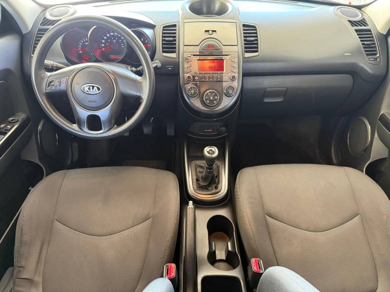 KIA MOTORS - SOUL - 2009/2010 - Vermelha - R$ 41.000,00