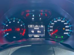 CHEVROLET - S10 - 2016/2017 - Branca - R$ 110.000,00