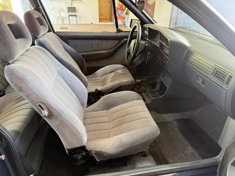 CHEVROLET - MONZA - 1991/1992 - Azul - R$ 34.900,00