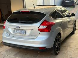 FORD - FOCUS - 2015/2015 - Prata - R$ 62.900,00