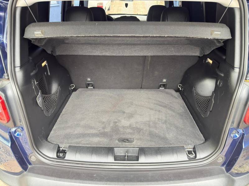 JEEP - RENEGADE - 2022/2023 - Azul - R$ 108.000,00