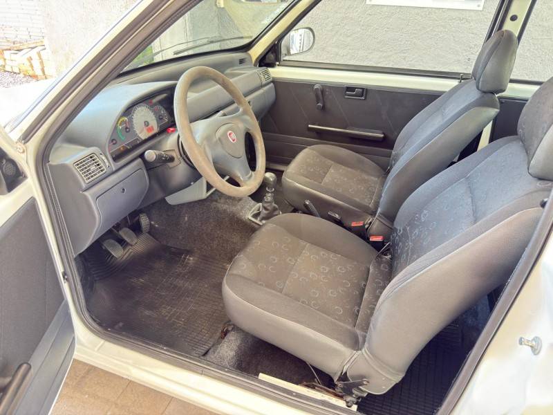 FIAT - UNO - 2013/2013 - Branca - R$ 24.500,00