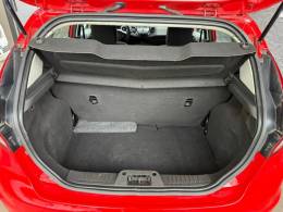 FORD - FIESTA - 2014/2015 - Vermelha - R$ 45.900,00