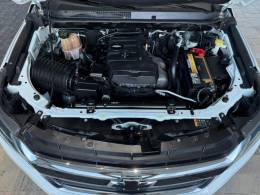 CHEVROLET - S10 - 2016/2017 - Branca - R$ 110.000,00