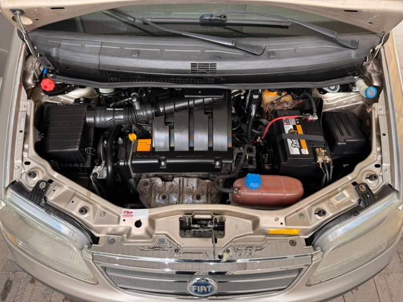 FIAT - IDEA - 2006/2007 - Bege - R$ 24.500,00