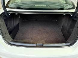 VOLKSWAGEN - JETTA - 2012/2013 - Branca - R$ 69.900,00