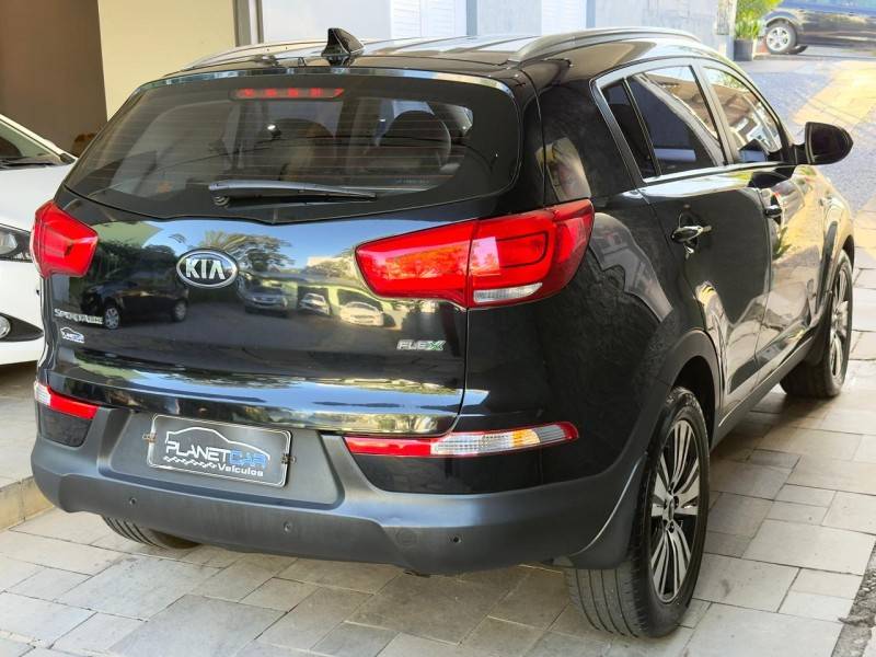 KIA MOTORS - SPORTAGE - 2015/2015 - Preta - R$ 78.000,00