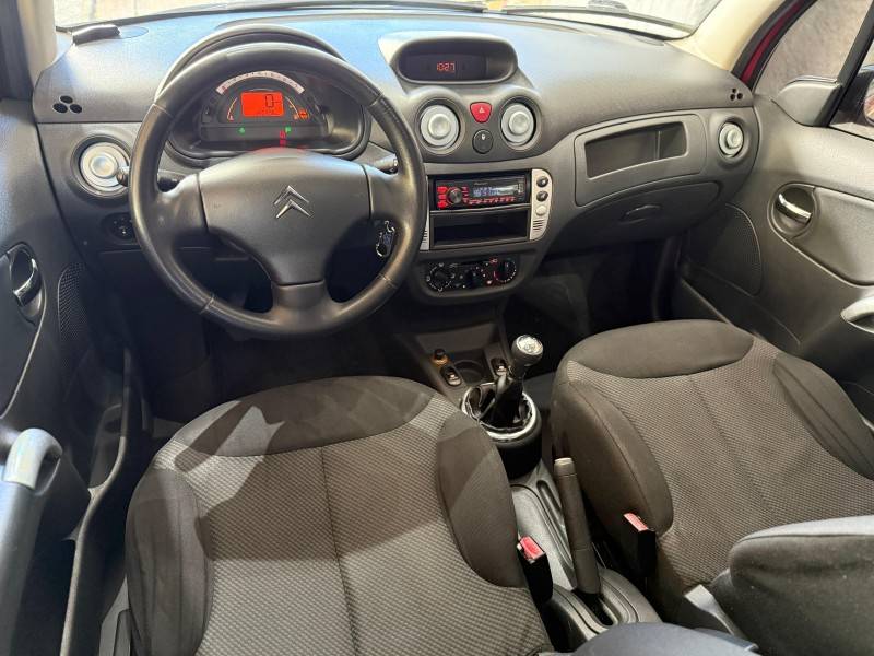 CITROËN - C3 - 2010/2011 - Vermelha - R$ 26.000,00