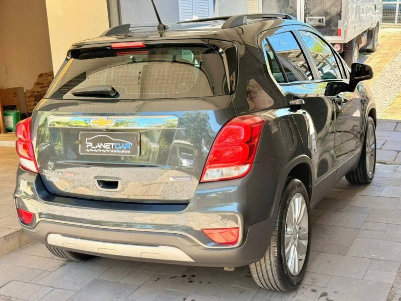 CHEVROLET - TRACKER - 2018/2018 - Cinza - R$ 89.900,00