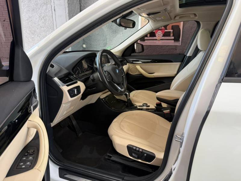 BMW - X1 - 2017/2018 - Branca - R$ 129.900,00