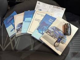 FORD - FIESTA - 2014/2015 - Vermelha - R$ 45.900,00