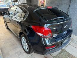 CHEVROLET - CRUZE - 2013/2014 - Preta - R$ 72.000,00
