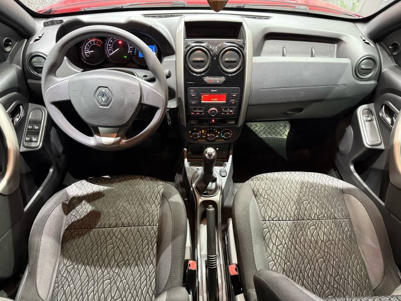 RENAULT - DUSTER - 2018/2018 - Vermelha - R$ 67.000,00