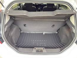 FORD - FIESTA - 2015/2015 - Branca - R$ 43.900,00