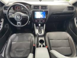 VOLKSWAGEN - JETTA - 2011/2012 - Prata - R$ 59.900,00