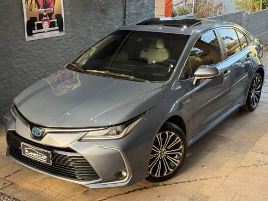 TOYOTA - COROLLA - 2019/2020 - Cinza - R$ 133.900,00