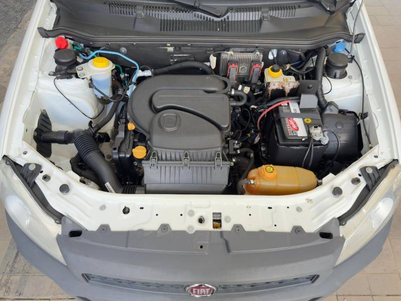 FIAT - STRADA - 2019/2020 - Branca - R$ 60.000,00