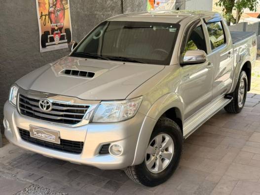 TOYOTA - HILUX - 2013/2013 - Prata - R$ 132.900,00