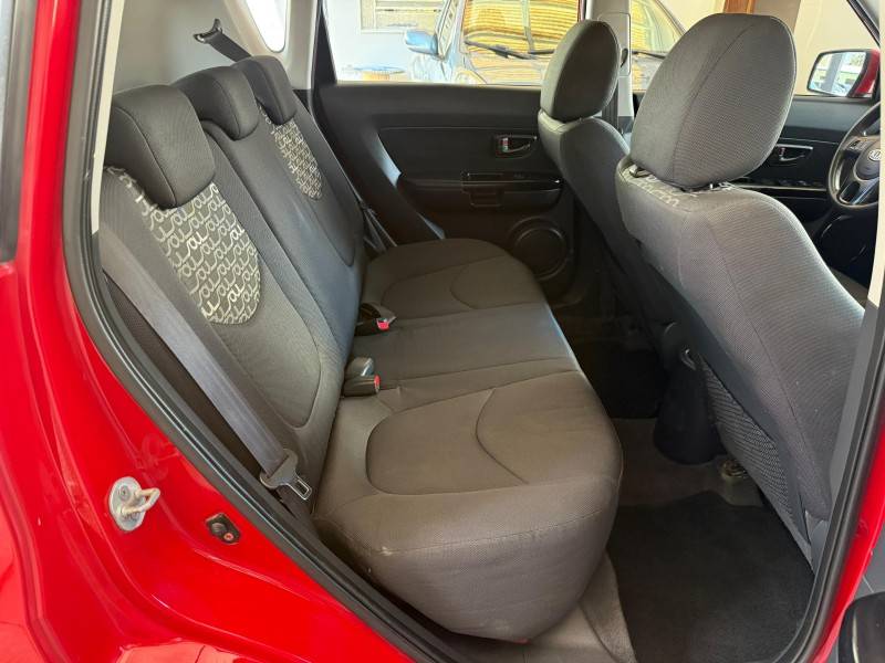 KIA MOTORS - SOUL - 2009/2010 - Vermelha - R$ 41.000,00