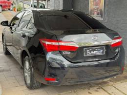 TOYOTA - COROLLA - 2014/2015 - Preta - R$ 85.900,00