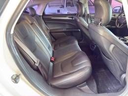 FORD - FUSION - 2013/2013 - Branca - R$ 72.000,00