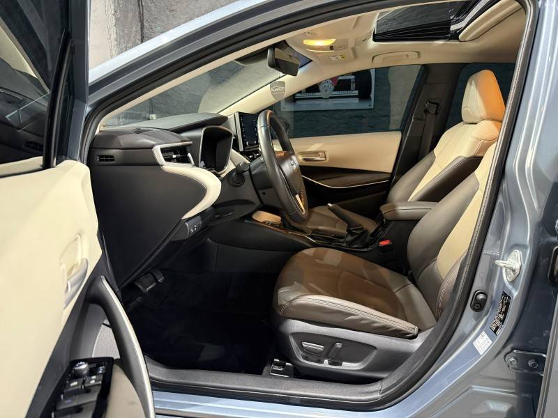 TOYOTA - COROLLA - 2019/2020 - Cinza - R$ 133.900,00