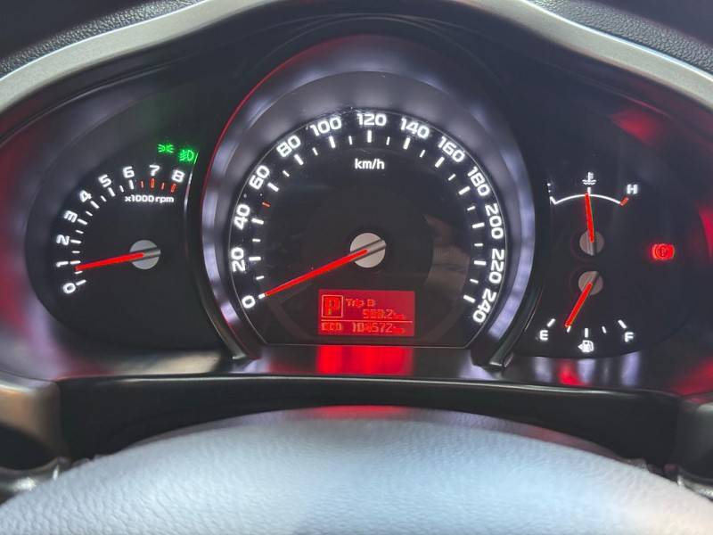 KIA MOTORS - SPORTAGE - 2015/2015 - Preta - R$ 78.000,00