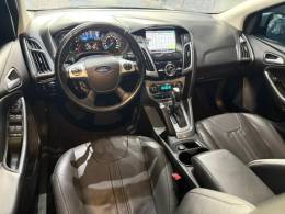 FORD - FOCUS - 2015/2015 - Prata - R$ 62.900,00