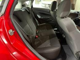 FORD - FIESTA - 2014/2015 - Vermelha - R$ 45.900,00