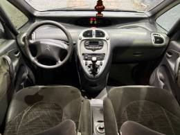 CITROËN - XSARA PICASSO - 2007/2008 - Prata - R$ 15.000,00
