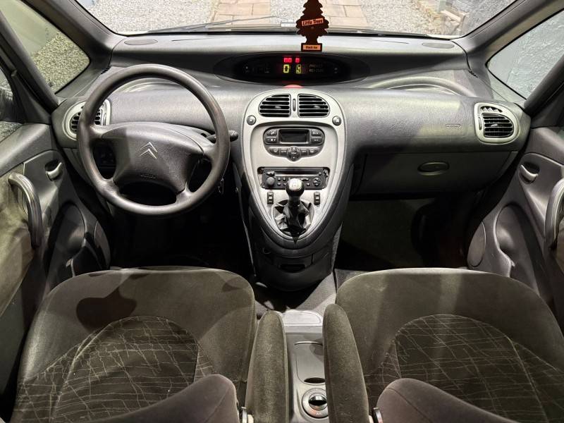 CITROËN - XSARA PICASSO - 2007/2008 - Prata - R$ 15.000,00