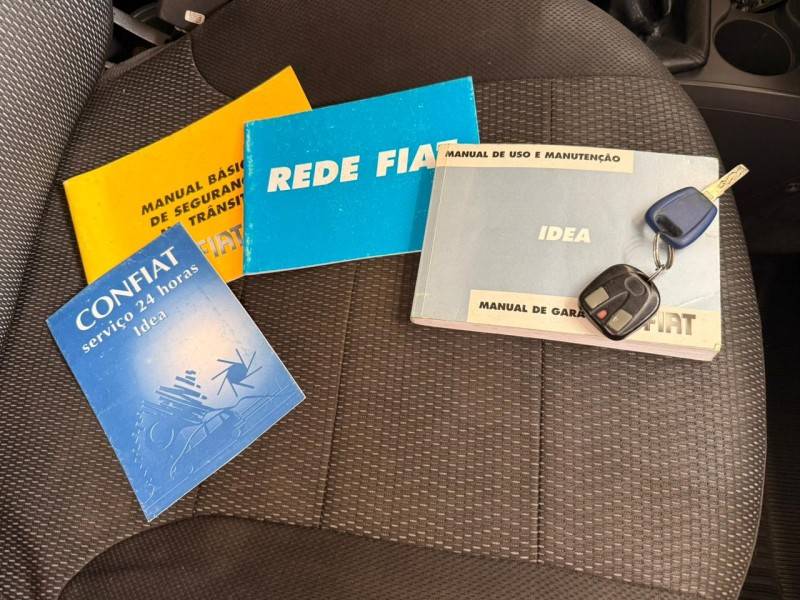 FIAT - IDEA - 2006/2007 - Bege - R$ 24.500,00