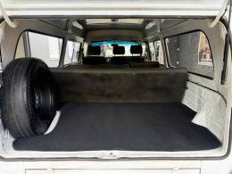 VOLKSWAGEN - KOMBI - 2013/2014 - Branca - R$ 55.000,00