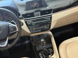 BMW - X1 - 2017/2018 - Branca - R$ 129.900,00
