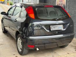 FORD - FOCUS - 2008/2009 - Preta - R$ 28.900,00