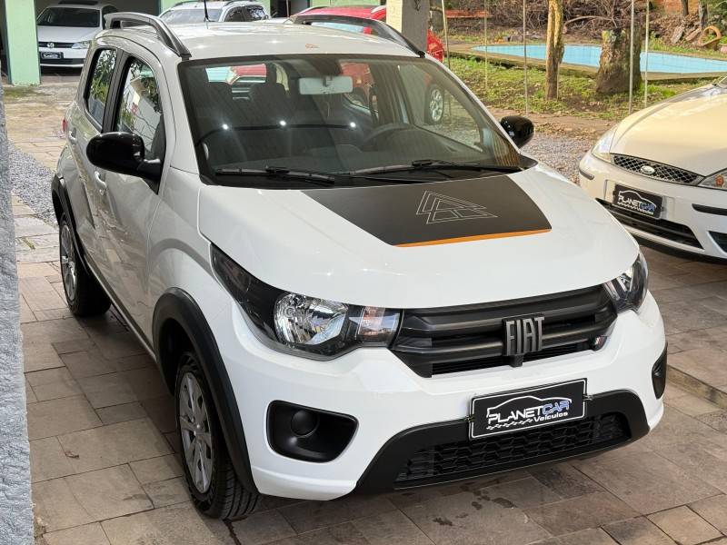 FIAT - MOBI - 2023/2024 - Branca - R$ 66.500,00