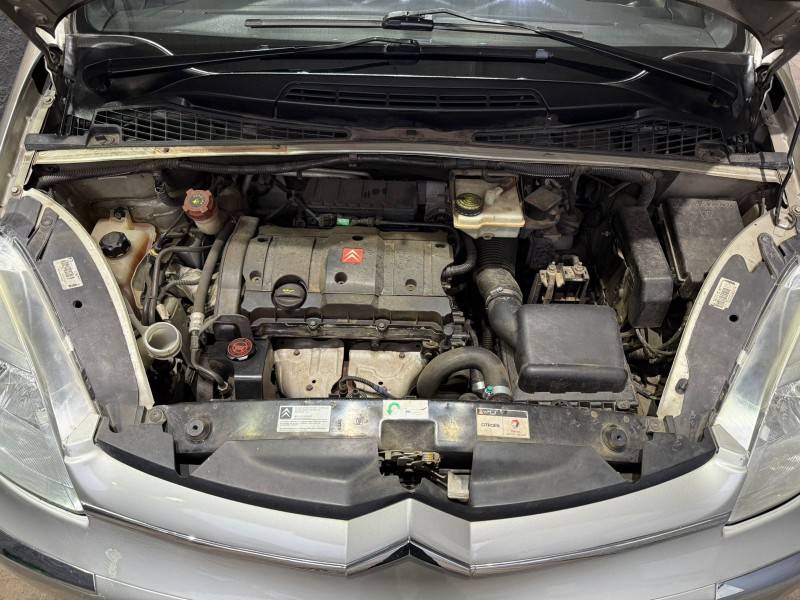 CITROËN - XSARA PICASSO - 2007/2008 - Prata - R$ 15.000,00