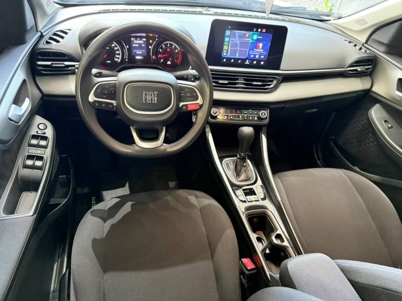FIAT - FASTBACK - 2023/2024 - Branca - R$ 108.000,00