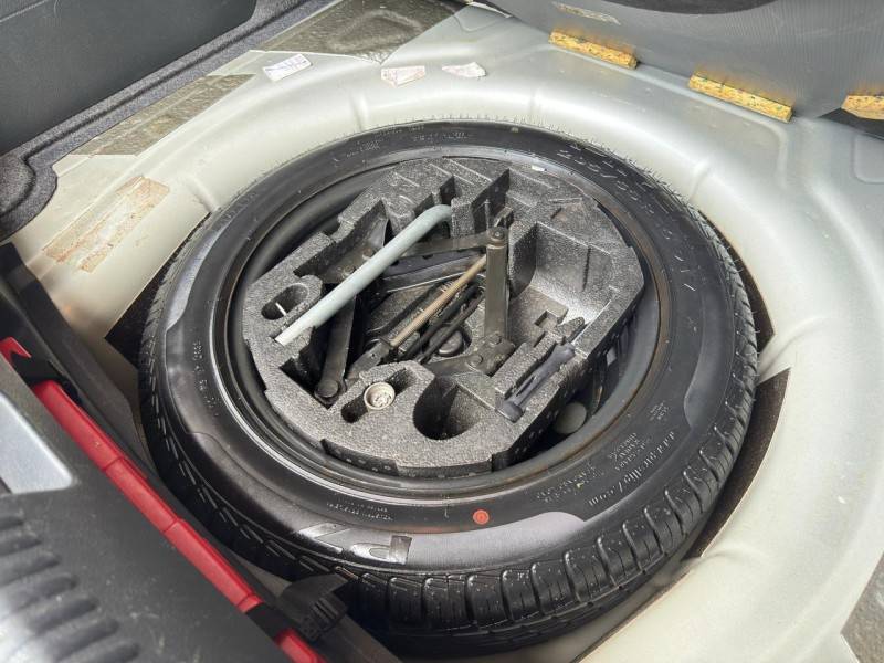 VOLKSWAGEN - JETTA - 2011/2012 - Prata - R$ 59.900,00