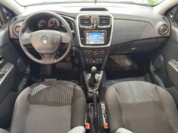 RENAULT - SANDERO - 2017/2017 - Prata - R$ 42.500,00