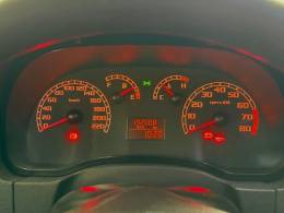 FIAT - PALIO - 2005/2006 - Branca - R$ 24.000,00