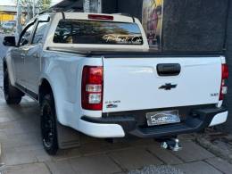 CHEVROLET - S10 - 2016/2017 - Branca - R$ 110.000,00