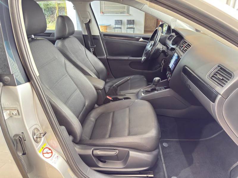 VOLKSWAGEN - JETTA - 2011/2012 - Prata - R$ 59.900,00