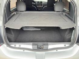 RENAULT - SANDERO - 2017/2017 - Prata - R$ 42.500,00