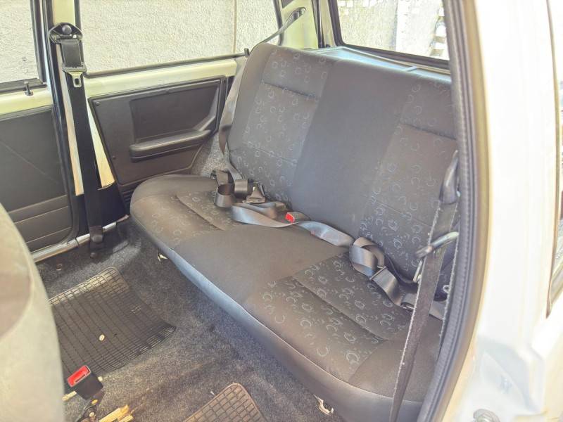 FIAT - UNO - 2013/2013 - Branca - R$ 24.500,00