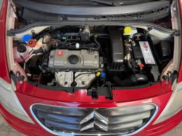 CITROËN - C3 - 2010/2011 - Vermelha - R$ 26.000,00