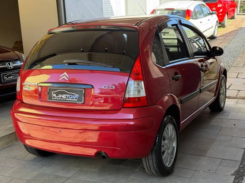 CITROËN - C3 - 2010/2011 - Vermelha - R$ 26.000,00