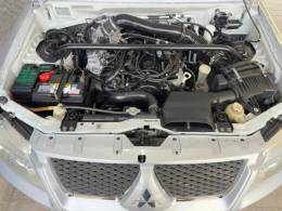 MITSUBISHI - PAJERO TR4 - 2010/2010 - Prata - R$ 59.900,00