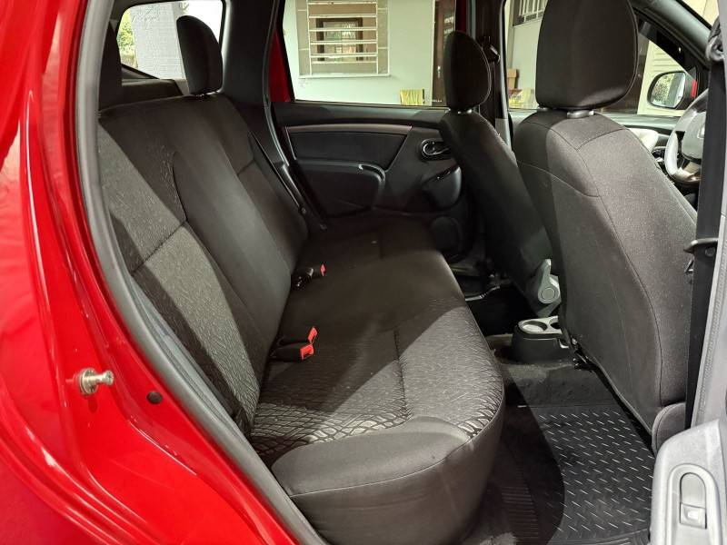 RENAULT - DUSTER - 2018/2018 - Vermelha - R$ 67.000,00