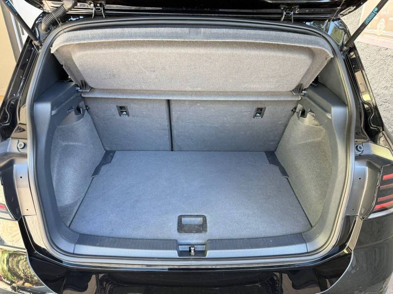 VOLKSWAGEN - T-CROSS - 2019/2020 - Preta - R$ 102.000,00